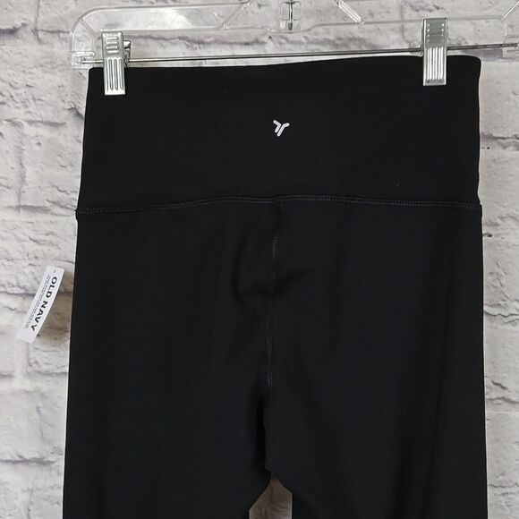 Old Navy NWT High-Waisted PowerPress Crop Leggings Black Workout Yoga Pant Small - Picture 8 of 9